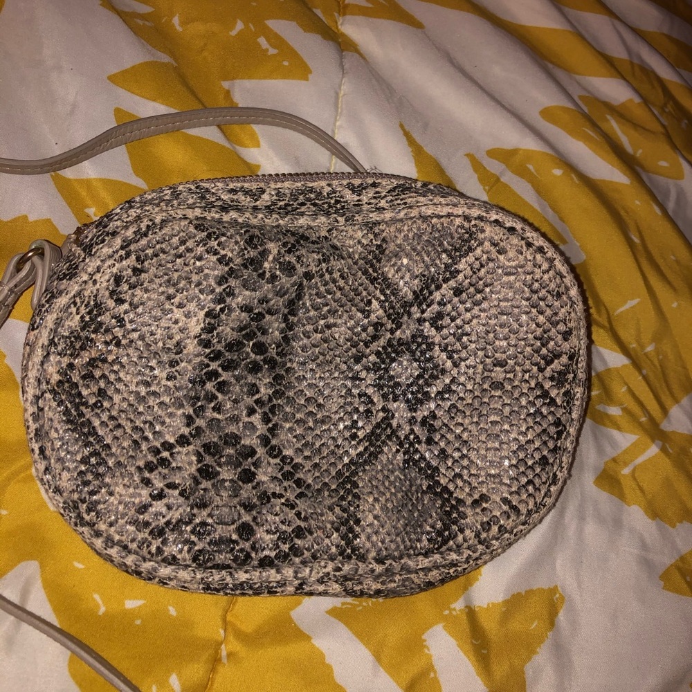 Snakeskin Crosdbody